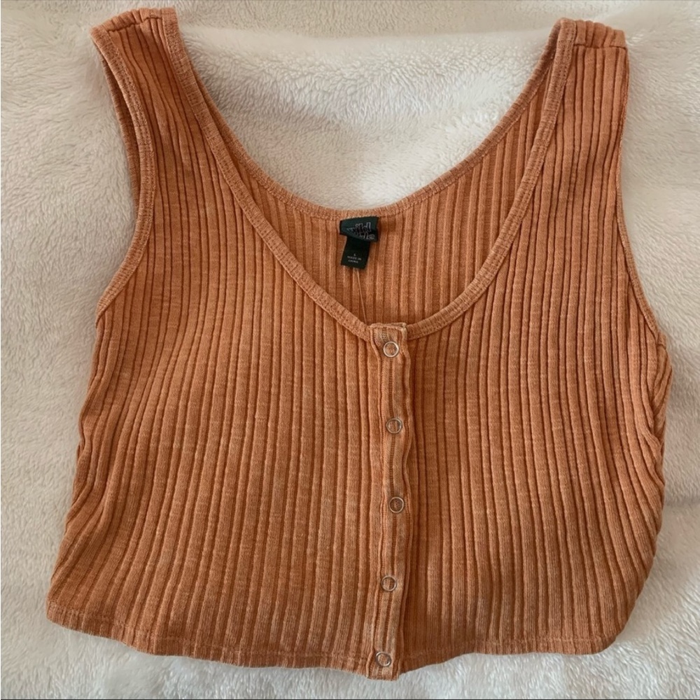 Wild fable crop tank